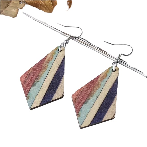 Western Style Striped Natural Tones Geometric Drop Earrings - Picture 3 of 5